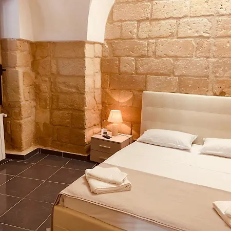 Dimore Di - La Corte レッチェ