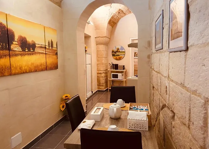 Dimore Di - La Corte بيت ضيافة 4*