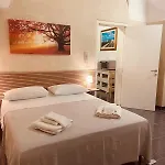ゲストハウス Dimore Di - La Corte 4*