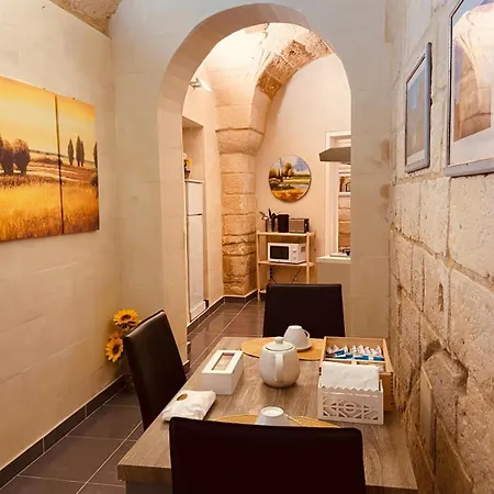 Dimore Della Corte Affittacamere 4*