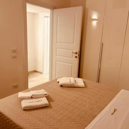 Pensión Dimore Di - La Corte 4*