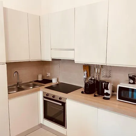 Dimore Di - La Corte Guest house 4*
