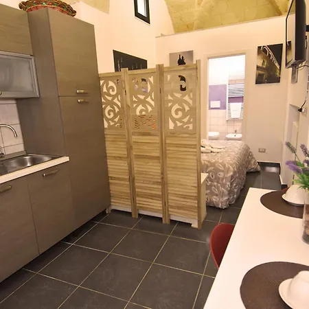 Dimore Di - La Corte Konukevi Lecce
