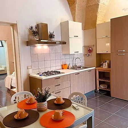 Dimore Della Corte Affittacamere Lecce