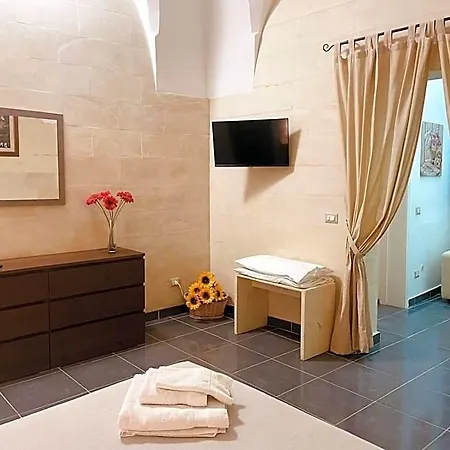 Dimore Della Corte Affittacamere 4*