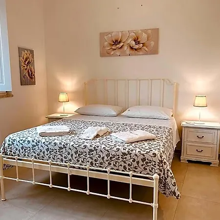 Dimore Della Corte Affittacamere 4*