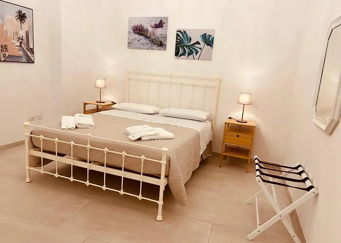 Dimore Di - La Corte Gasthof Lecce